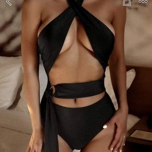 SHEIN Cross Halter One Piece Swim Suit